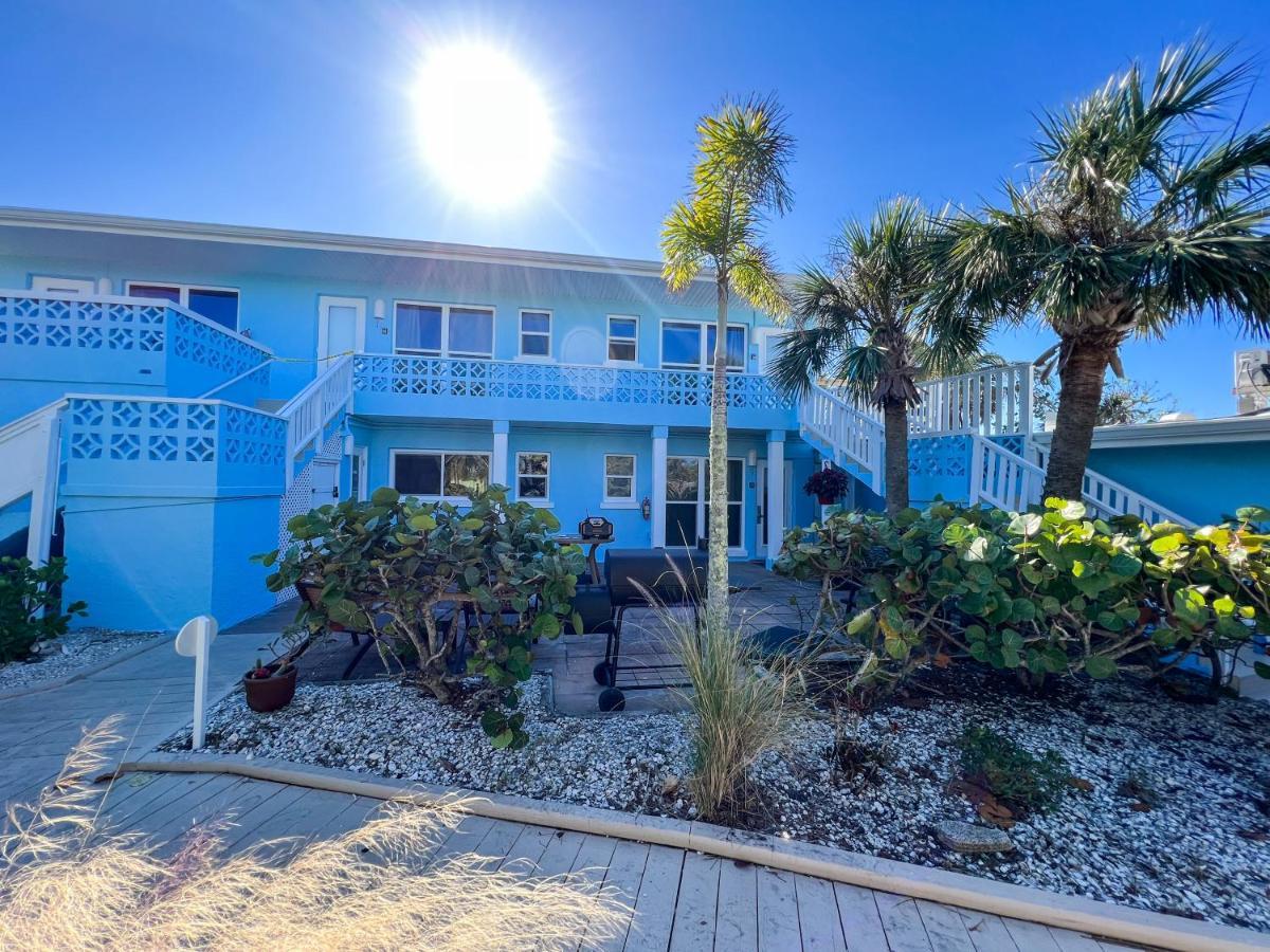 Pearl Beach Inn Енґлвуд Екстер'єр фото