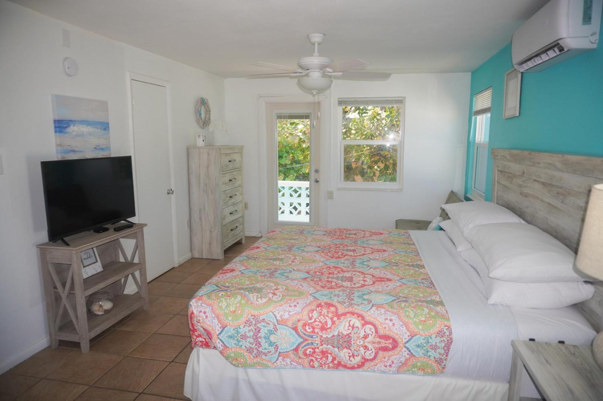 Pearl Beach Inn Енґлвуд Екстер'єр фото