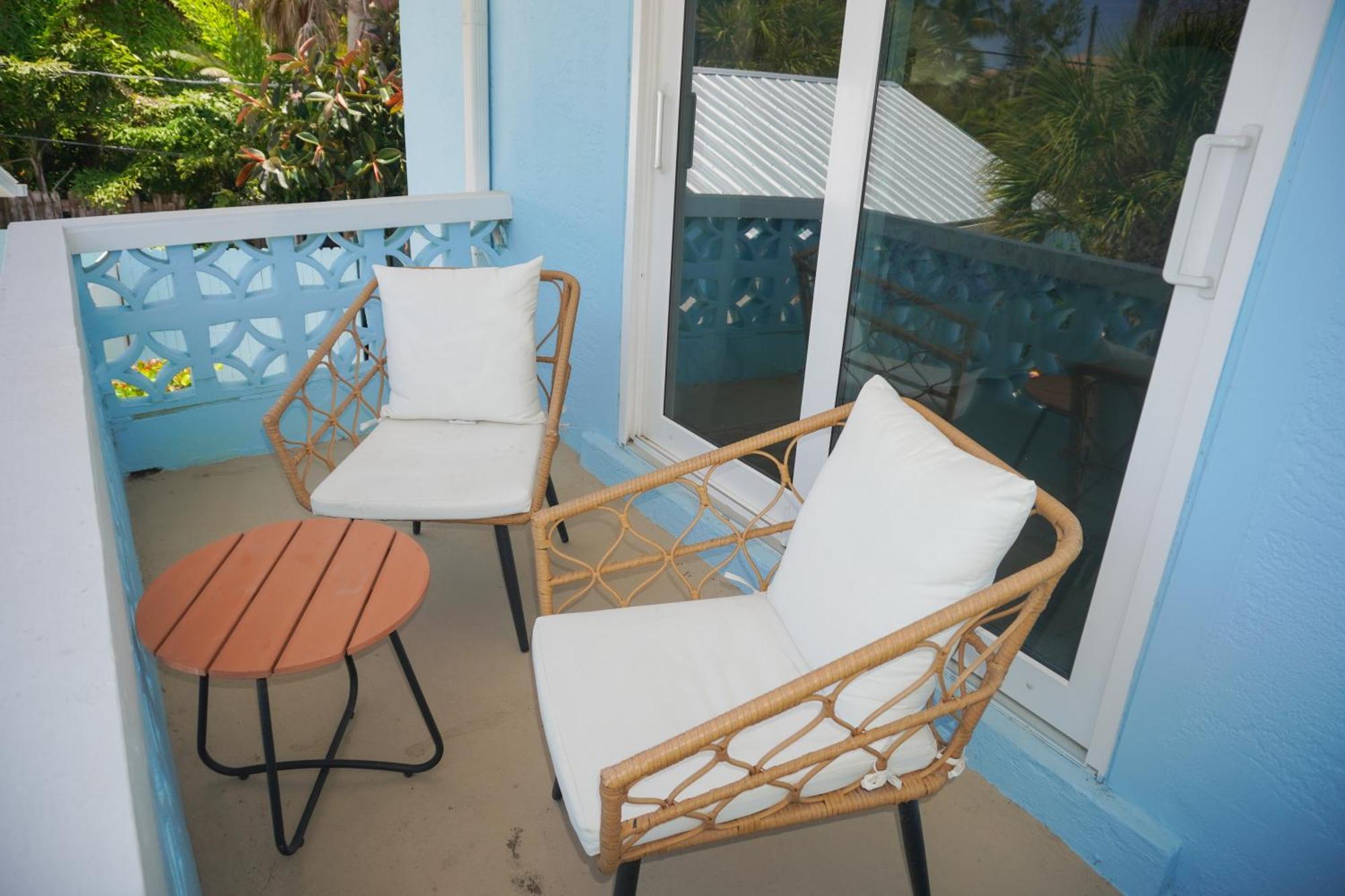 Pearl Beach Inn Енґлвуд Екстер'єр фото