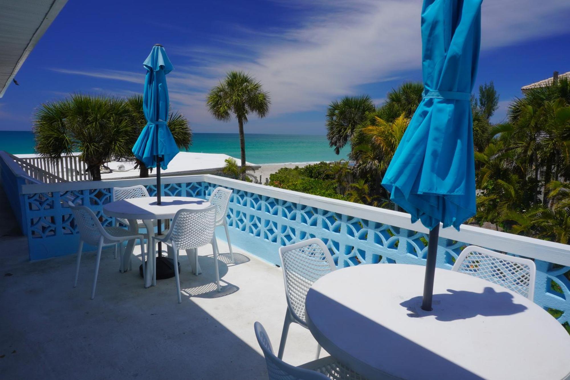Pearl Beach Inn Енґлвуд Екстер'єр фото
