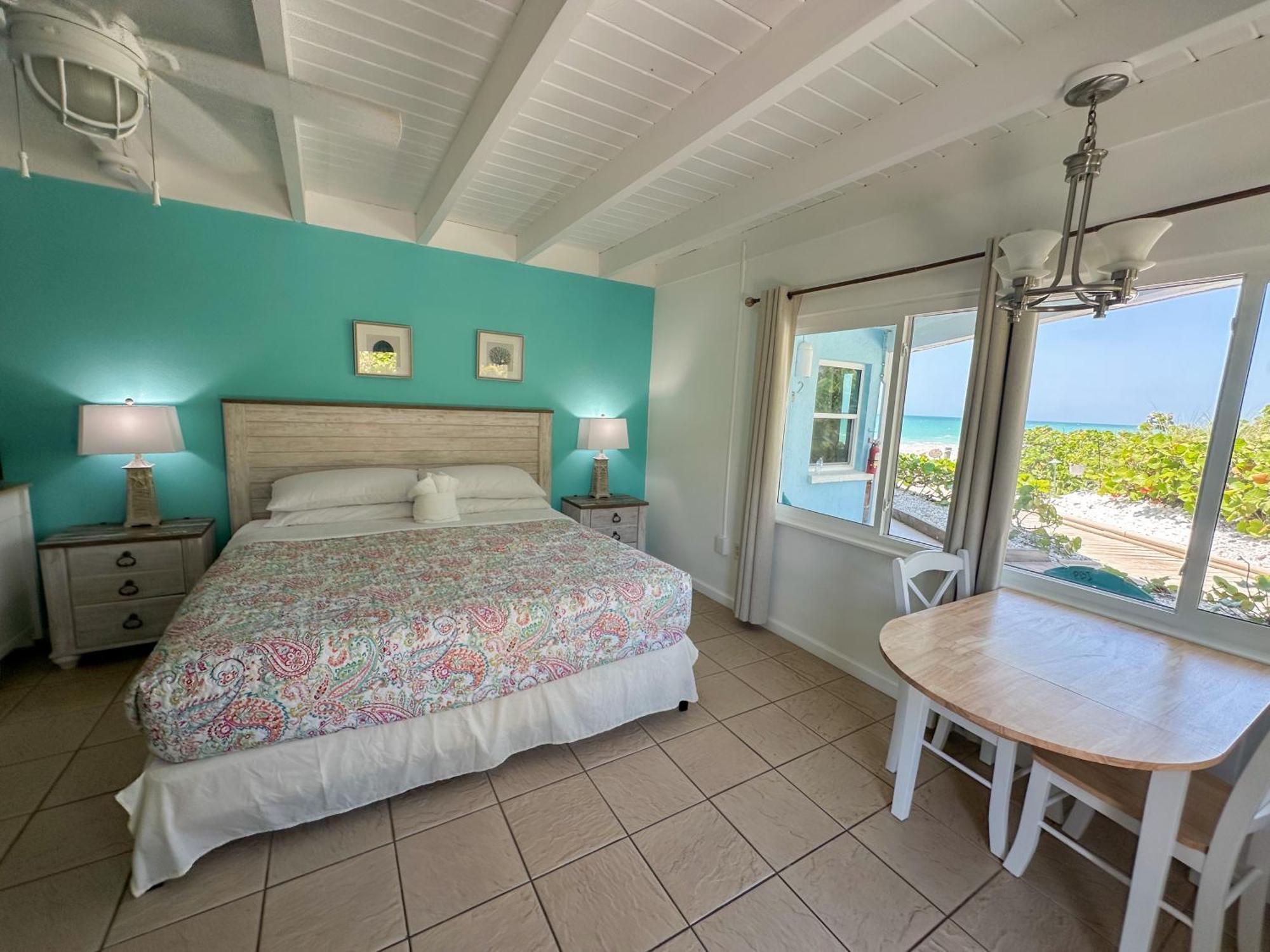 Pearl Beach Inn Енґлвуд Екстер'єр фото